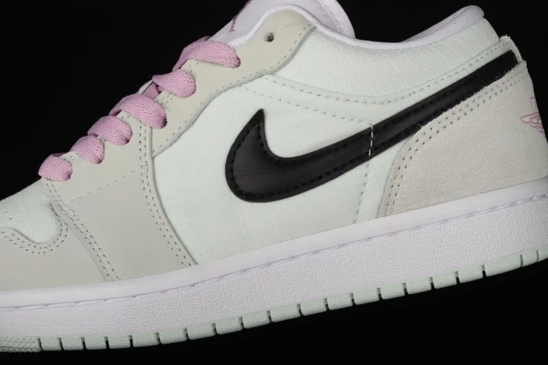 All categories Air Jordan Jordan series basketball shoes Air Jordan 1 Low G version pure original Air Jordan 1 Low AJ1 Joe 1 low-top cultural and leisure sports sneakers CZ0776-300